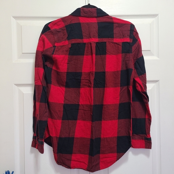 Old Navy the class‎ shirt size M Red black plaid - Picture 2 of 9